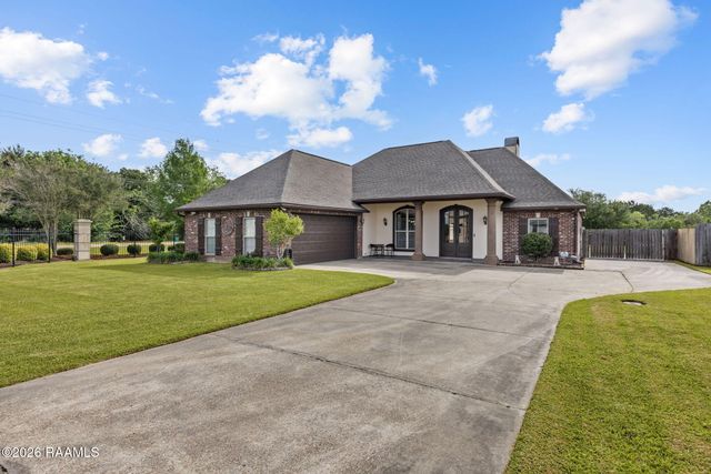 109 Grand Lake Drive, Arnaudville, LA 70512