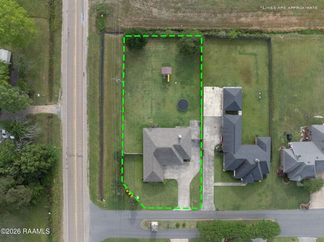 109 Grand Lake Drive, Arnaudville, LA 70512