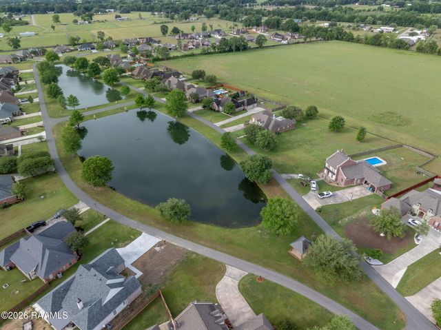 109 Grand Lake Drive, Arnaudville, LA 70512