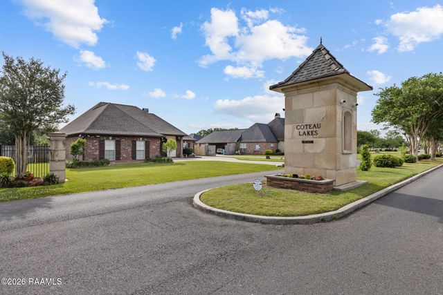 109 Grand Lake Drive, Arnaudville, LA 70512