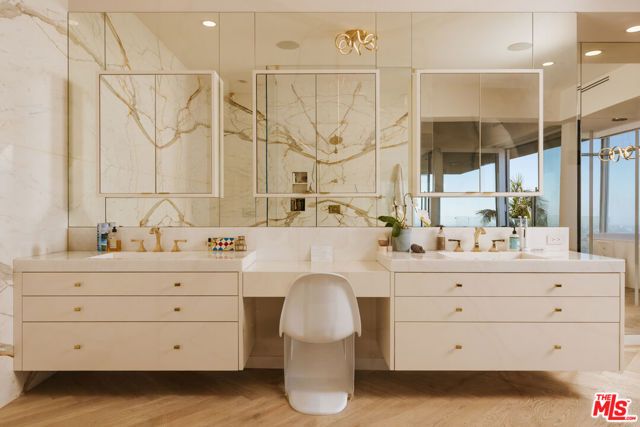 9362 Nightingale Drive, Los Angeles, CA 90069