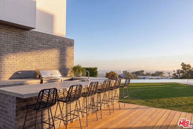 9362 Nightingale Drive, Los Angeles, CA 90069