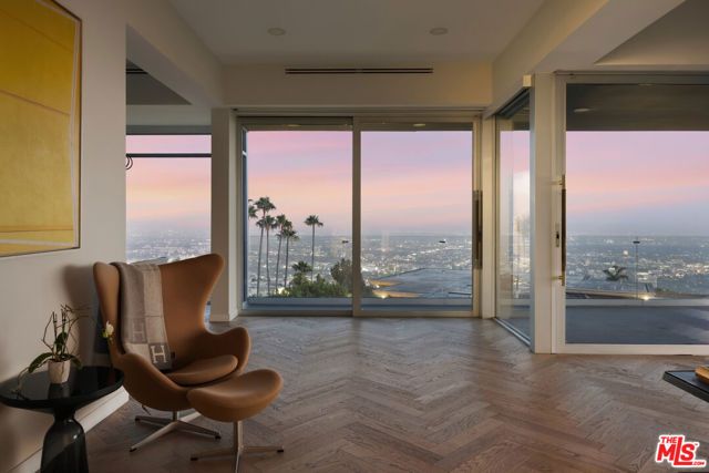 9362 Nightingale Drive, Los Angeles, CA 90069