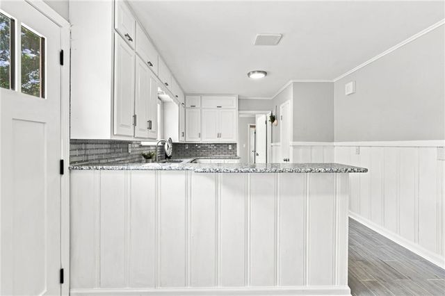9801 E 71st Terrace, Raytown, MO 64133