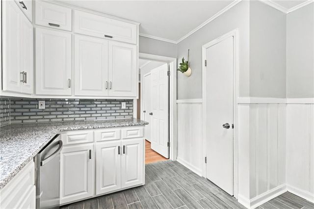 9801 E 71st Terrace, Raytown, MO 64133