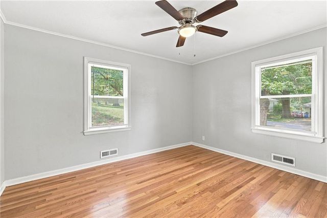 9801 E 71st Terrace, Raytown, MO 64133