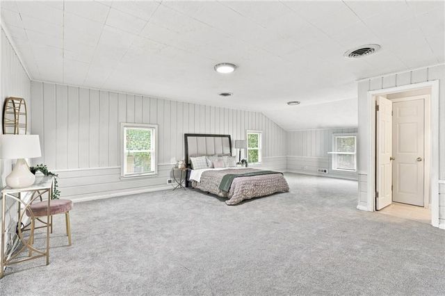 9801 E 71st Terrace, Raytown, MO 64133