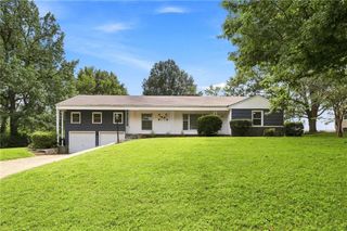 9801 E 71st Terrace, Raytown, MO 64133
