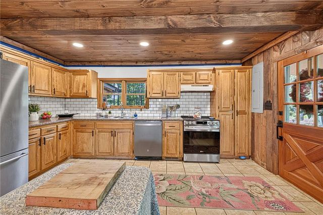 169 Rusty G Place, Dawsonville, GA 30534