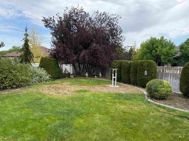 2561 Indian Trail, Twin Falls, ID 83301