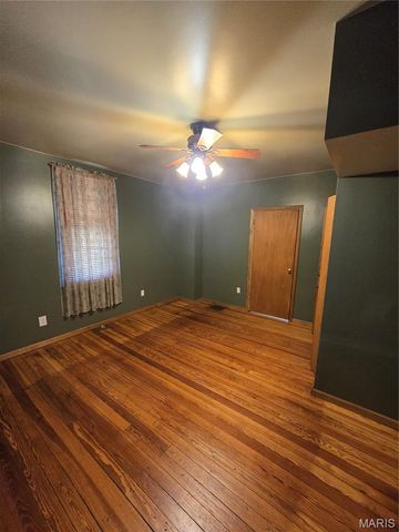 401 S Van Buren Street, New Athens, IL 62264