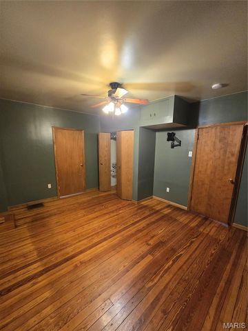 401 S Van Buren Street, New Athens, IL 62264