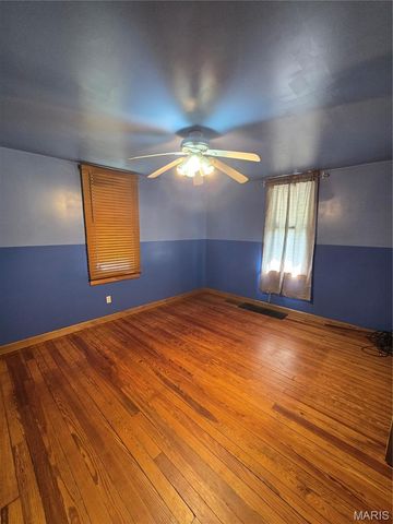 401 S Van Buren Street, New Athens, IL 62264