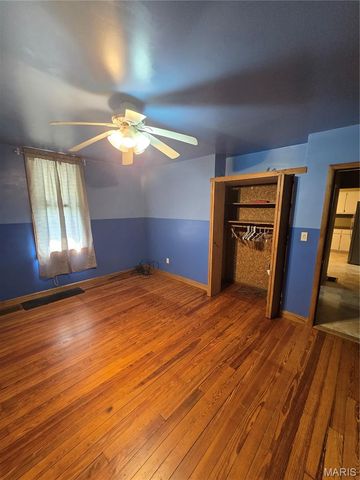 401 S Van Buren Street, New Athens, IL 62264