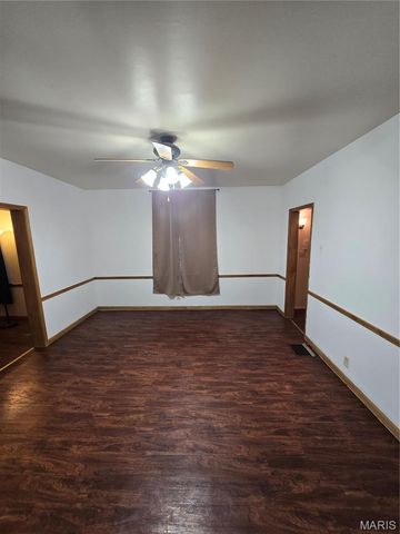 401 S Van Buren Street, New Athens, IL 62264