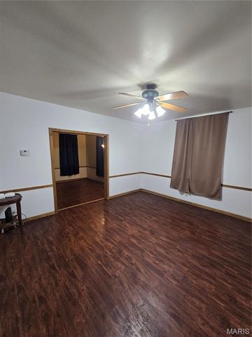401 S Van Buren Street, New Athens, IL 62264