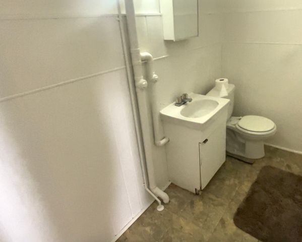 3903 University Avenue, Des Moines, IA 50311