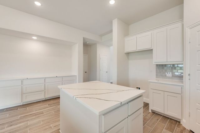 816 Sanders Road, Whitesboro, TX 76273