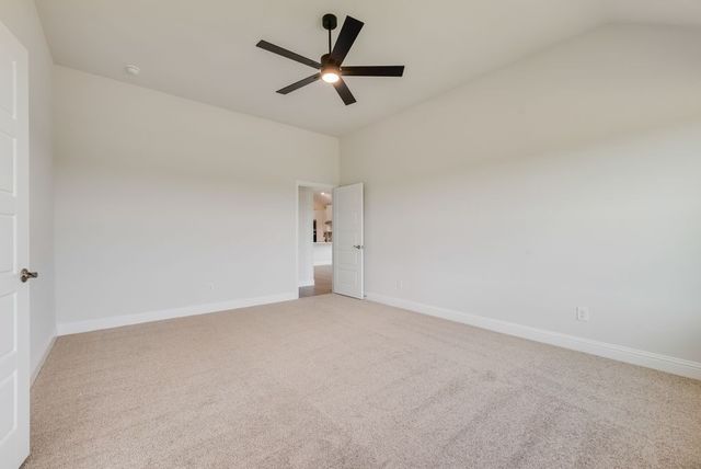 816 Sanders Road, Whitesboro, TX 76273