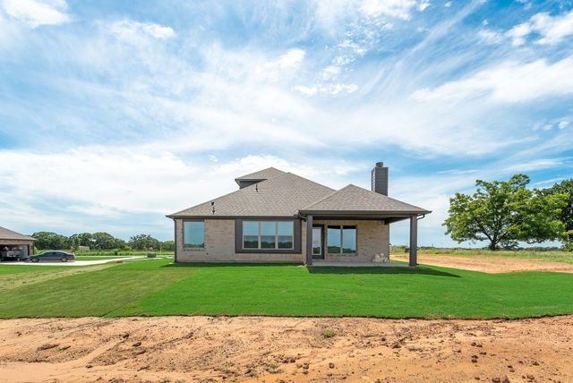 816 Sanders Road, Whitesboro, TX 76273
