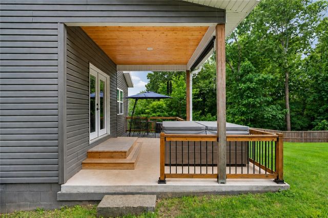 3 Sorbie Drive, Bella Vista, AR 72715