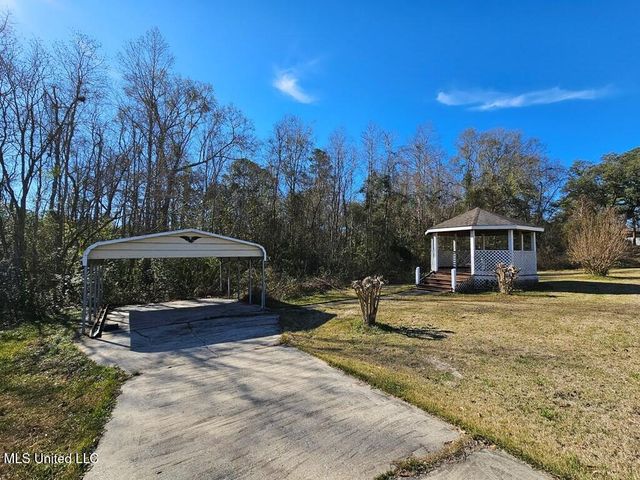 313 S Woodard Street, Poplarville, MS 39470