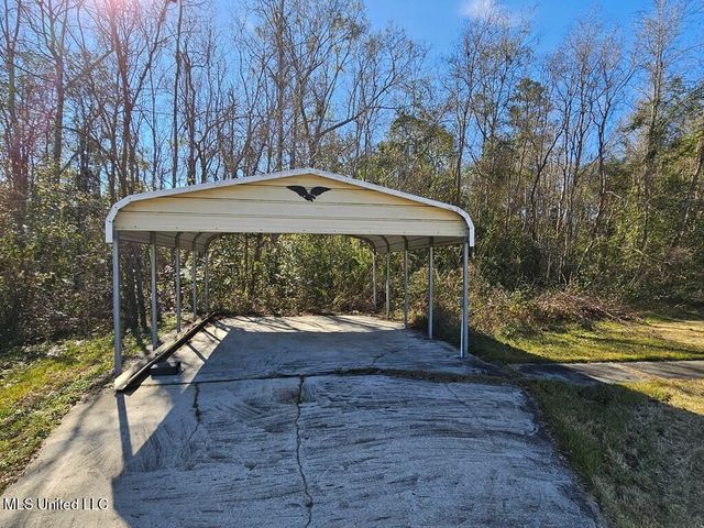 313 S Woodard Street, Poplarville, MS 39470