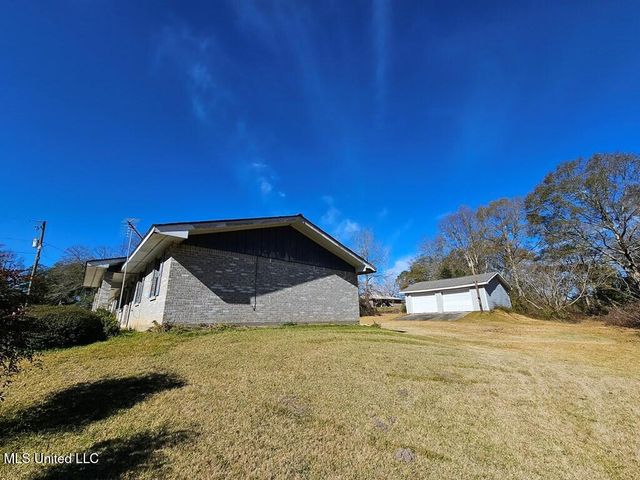 313 S Woodard Street, Poplarville, MS 39470