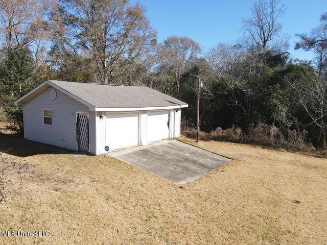 313 S Woodard Street, Poplarville, MS 39470