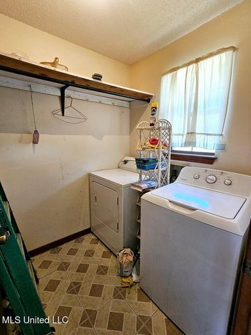 313 S Woodard Street, Poplarville, MS 39470