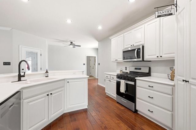 2306 Chandler Court, Sherman, TX 75092