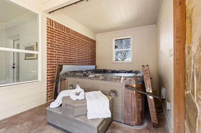 2306 Chandler Court, Sherman, TX 75092