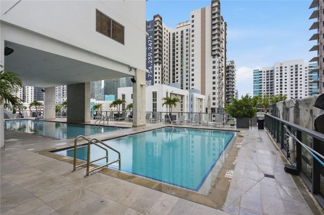 229 SW 9th St 405, Miami, FL 33130