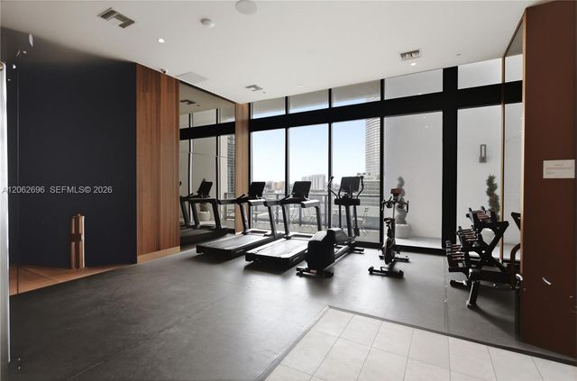 229 SW 9th St 405, Miami, FL 33130