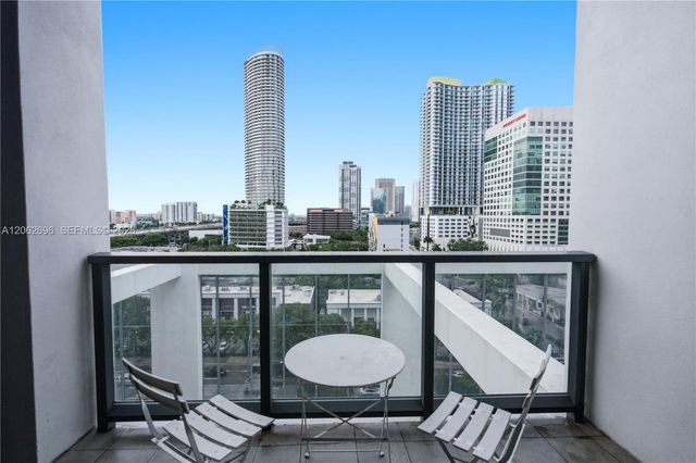 229 SW 9th St 405, Miami, FL 33130