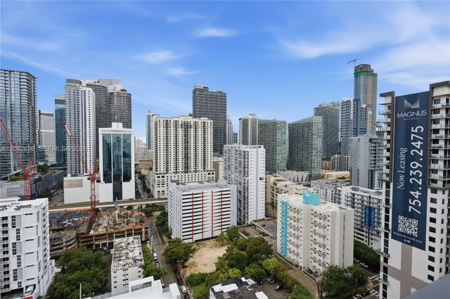 229 SW 9th St 405, Miami, FL 33130
