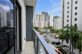 229 SW 9th St 405, Miami, FL 33130