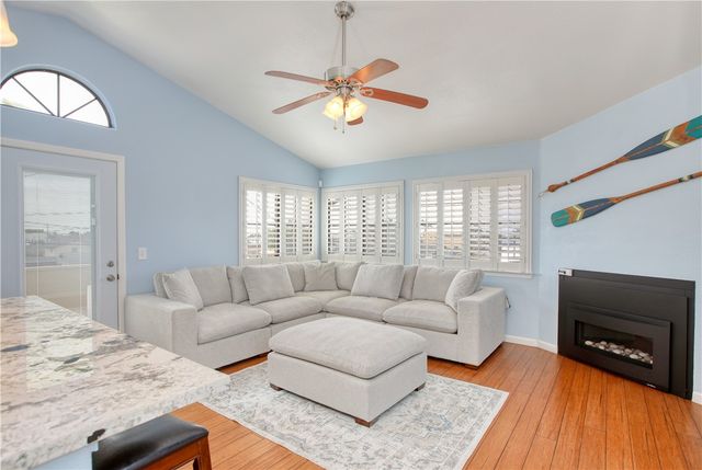 461 Brighton Avenue, Grover Beach, CA 93433