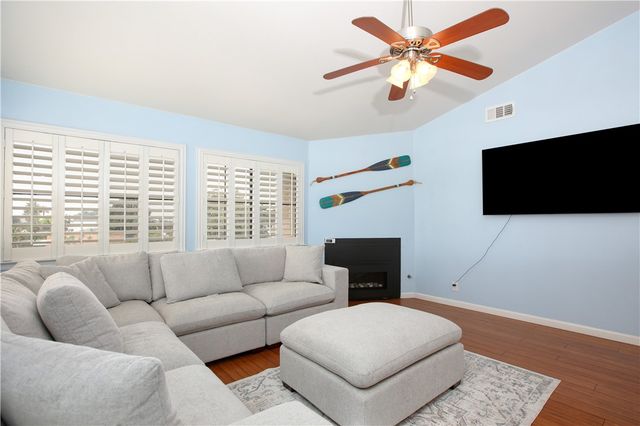 461 Brighton Avenue, Grover Beach, CA 93433