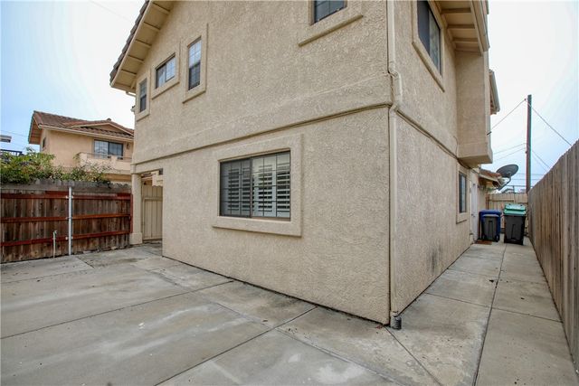 461 Brighton Avenue, Grover Beach, CA 93433
