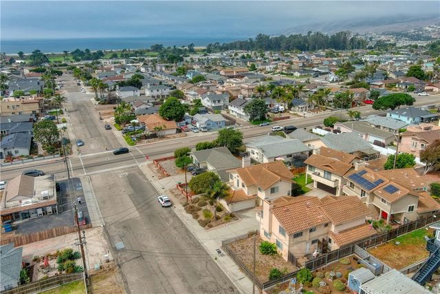 461 Brighton Avenue, Grover Beach, CA 93433
