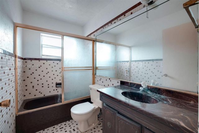 4531 SW 20th St, West Park, FL 33023