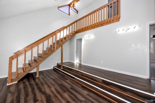 409 Hobbs Road SE, Huntsville, AL 35803