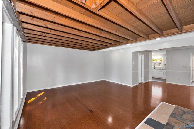 409 Hobbs Road SE, Huntsville, AL 35803