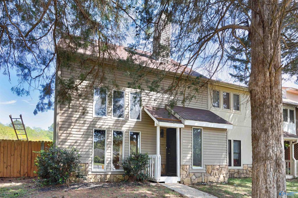 409 Hobbs Road SE, Huntsville, AL 35803