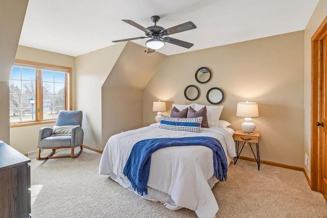 1239 Canary LANE, Grafton, WI 53024