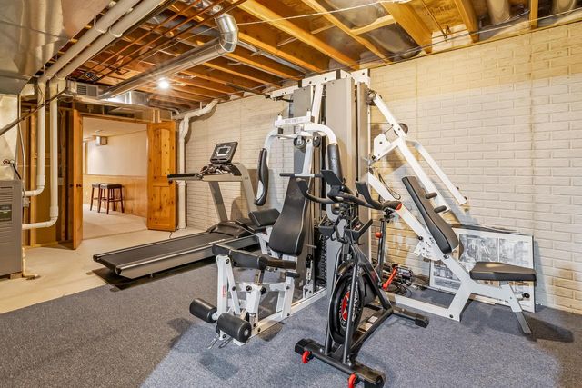 1239 Canary LANE, Grafton, WI 53024