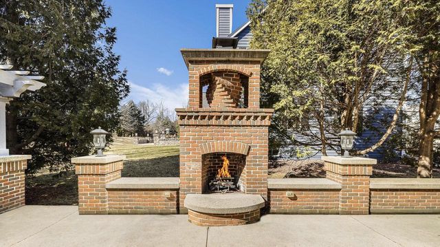 1239 Canary LANE, Grafton, WI 53024