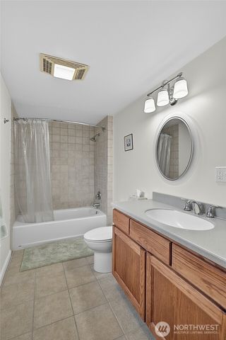 39 Oyehut Road, Hoquiam, WA 98550