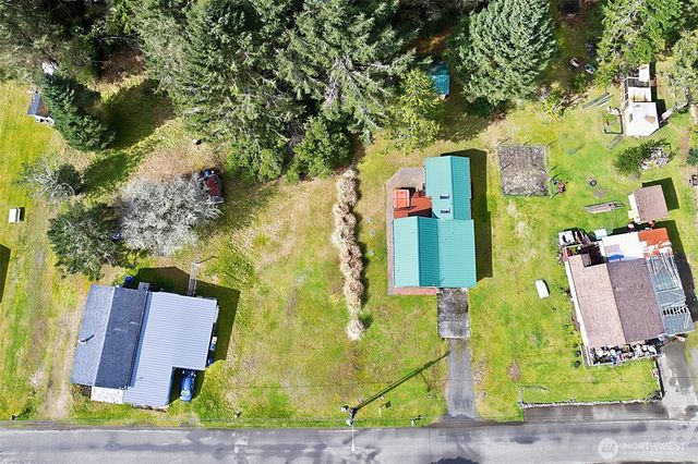 39 Oyehut Road, Hoquiam, WA 98550